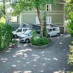 Camping Garden *