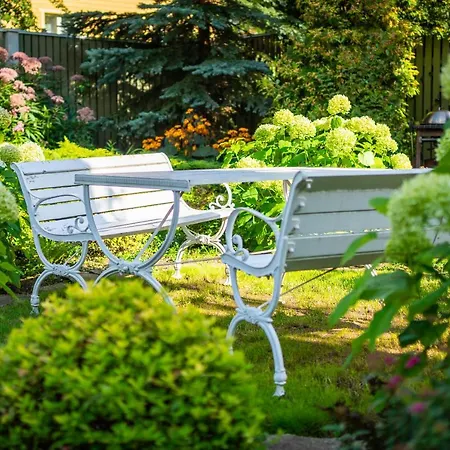 Garden Camping