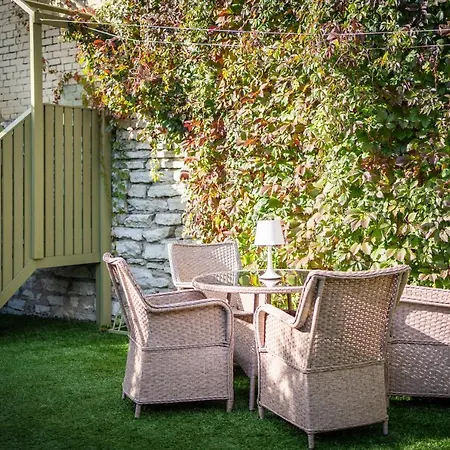 Garden * Tallinn